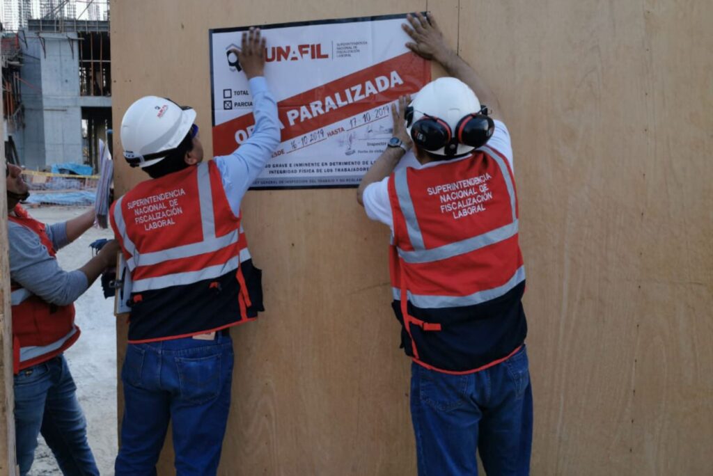 Por hacer esperar a inspector 18 minutos y no permitirle el ingreso, sunafil multa a empresa con s/.31,927.00