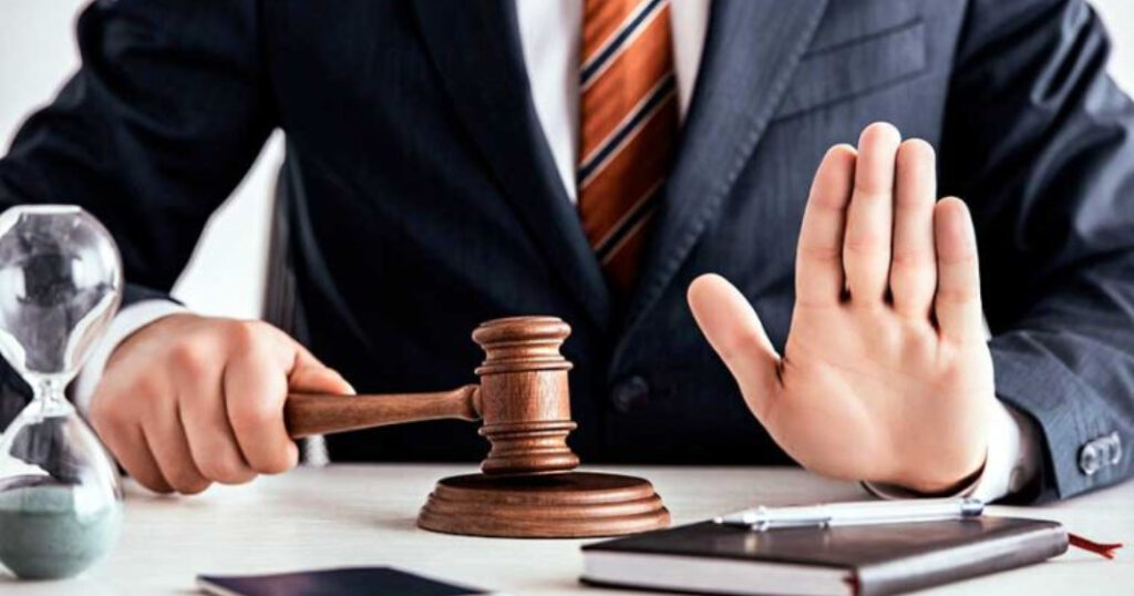 ¿CUÁL ES EL PLAZO QUE TENGO PARA RECLAMAR JUDICIALMENTE UNA SANCIÓN IMPUESTA POR MI EMPLEADOR?