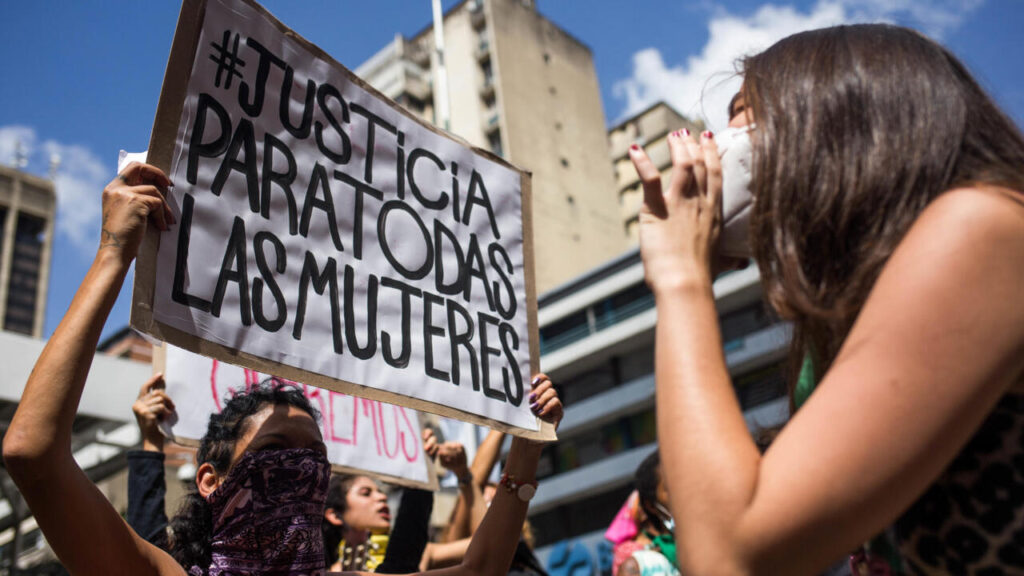 VIOLENCIA CONTRA LA MUJER