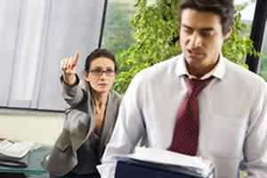 ¿Cuál es el procedimiento de despido legal a un trabajador en Perú sin problemas?
