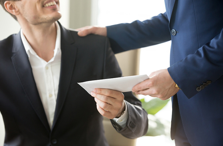 Gratificaciones: Lo que debes saber para recibir (o pagar) correctamente este beneficio