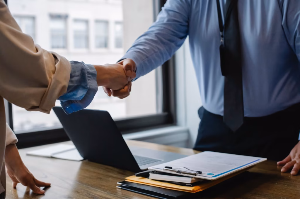 Lo que todo empleador debe saber antes de despedir a su trabajador por retiro de confianza